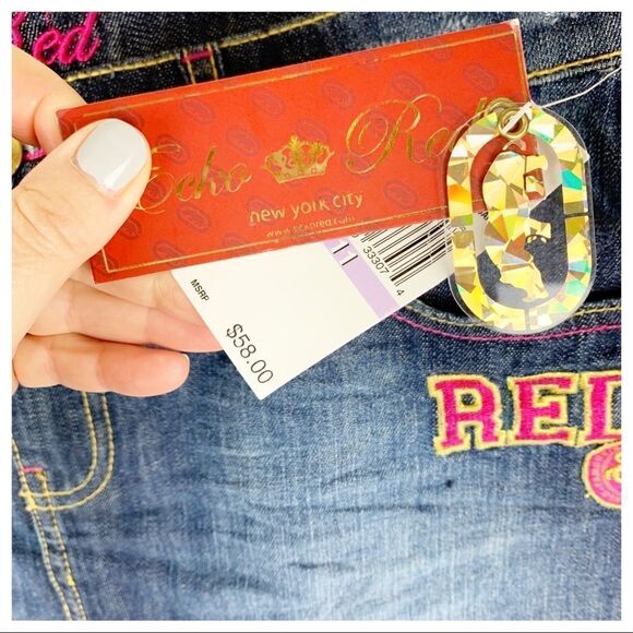 Echo‎ Red Juniors Mini Jean Skirt w/ Patches NWT - Picture 5 of 12
